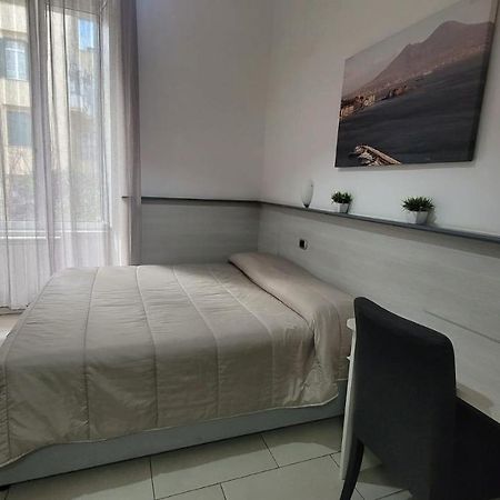 B&B Solimena Napels Buitenkant foto