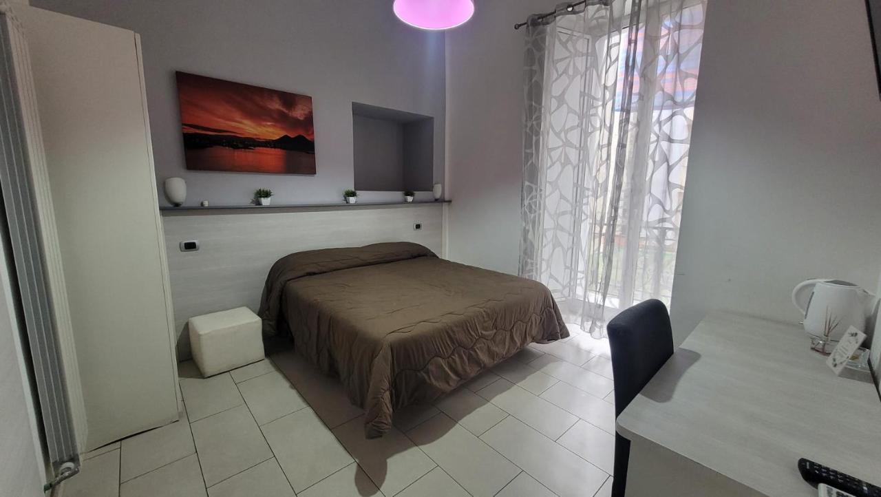 B&B Solimena Napels Buitenkant foto