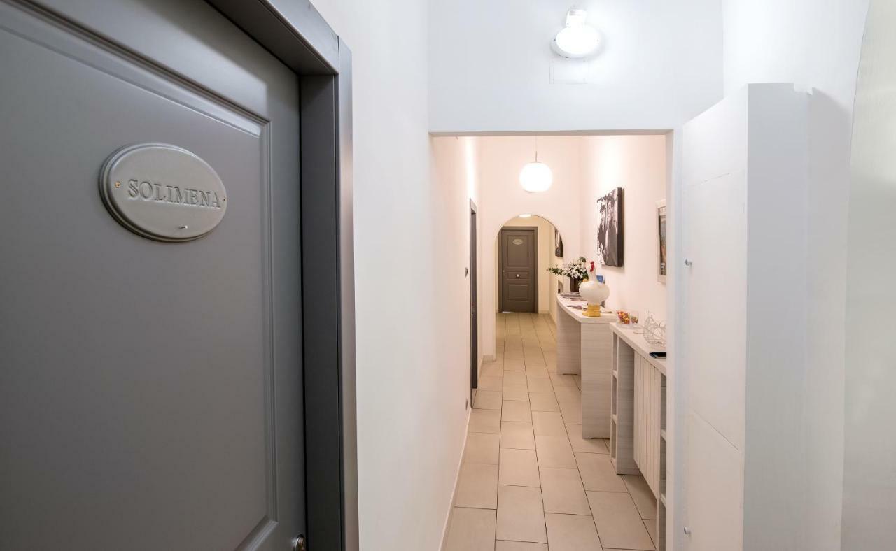 B&B Solimena Napels Buitenkant foto