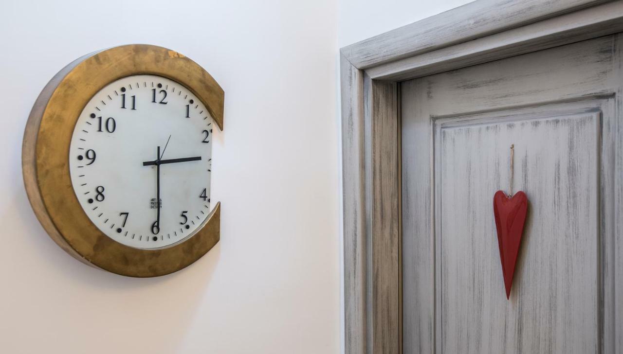 B&B Solimena Napels Buitenkant foto