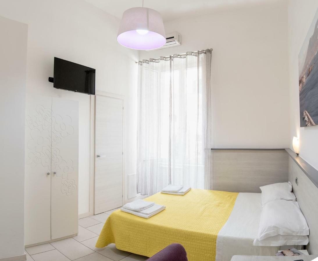 B&B Solimena Napels Buitenkant foto